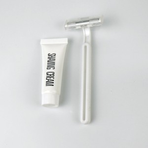 SHAVING KIT (WHITE RAZOR & SHAVING CREAM 10GMS)